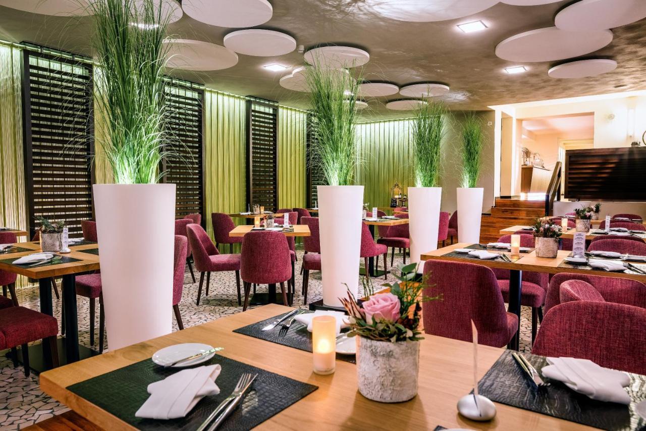 Hotel Vorfelder Walldorf  Exteriör bild